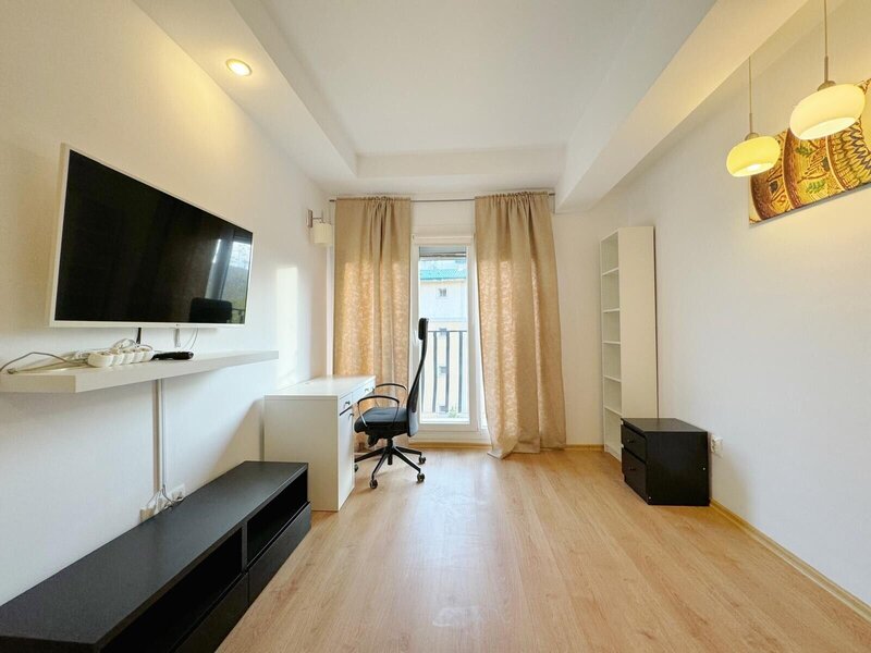 Pipera  Cosmopolis Inchiriere 2 camere   Loc parcare