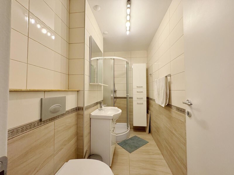 Pipera  Cosmopolis Inchiriere 2 camere   Loc parcare